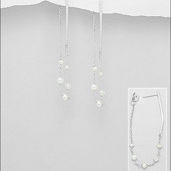 025 925 Silver Freshwater Pearl Earrings